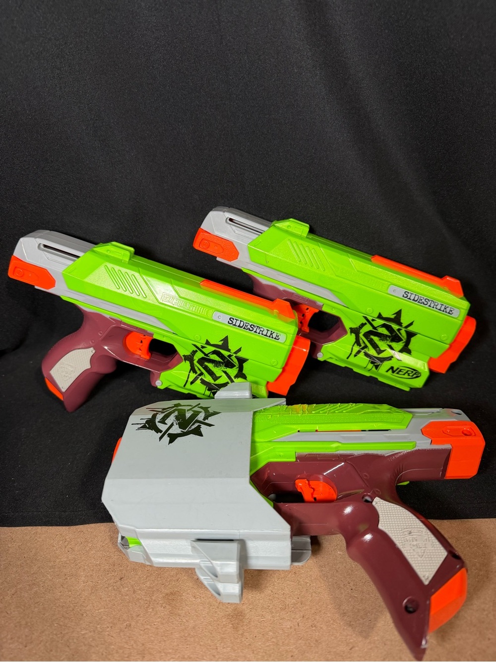 3 NERF Zombie Dart Gun Side-Strike Blaster 1 Holster (1 Gun Little Beat Up)